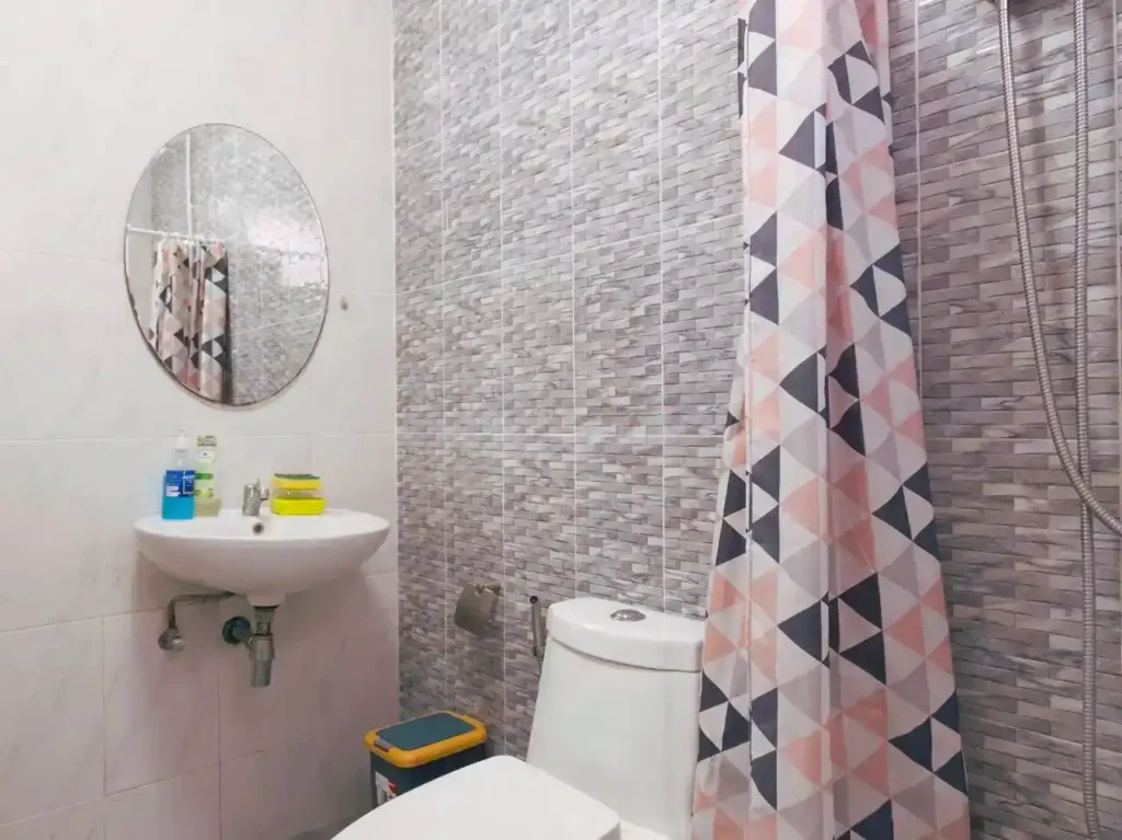 Baan Yayah bathroom